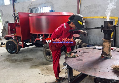 xưởng sản xuất máy trộn bê tông